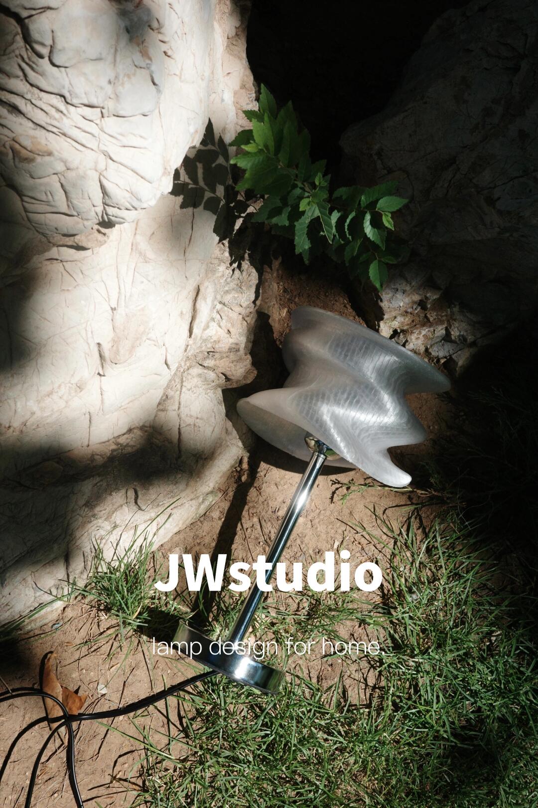 JW Design Cloud Lamp – Satin-Silk PETG Shade with Stainless Steel Stand